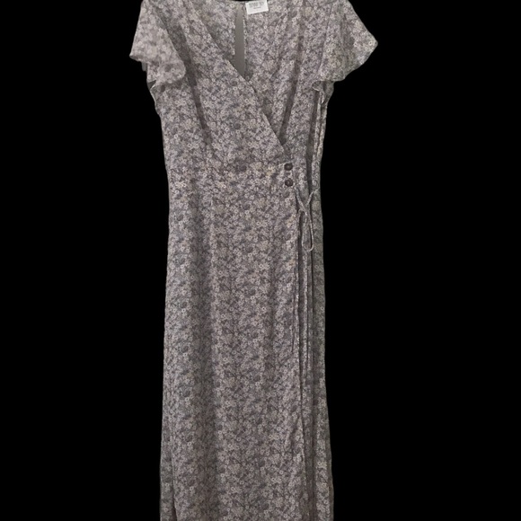 Sienna Sky Dress Size Large Small Floral print NWNT - Picture 3 of 5